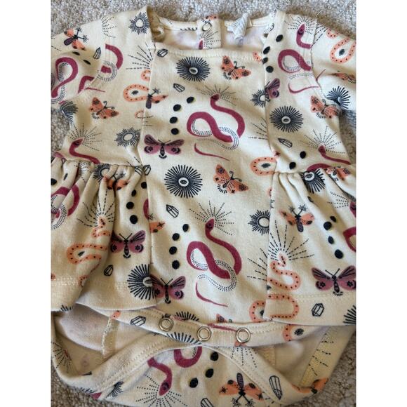 Kate Quinn Romper Dress Cream Insects Snakes 0-3 Months - Picture 3 of 5